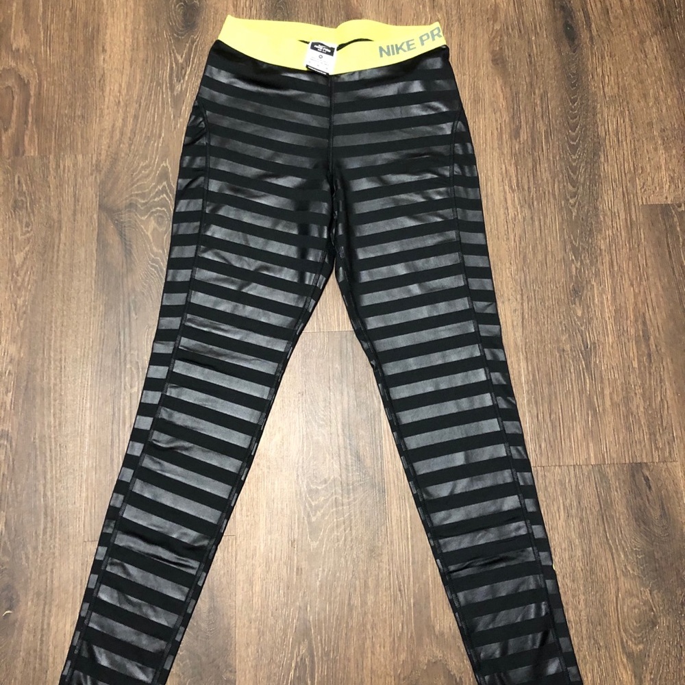 Nike Pro Leggings